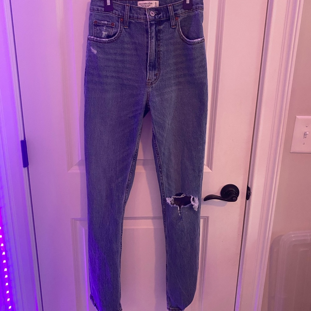 Light wash Abercrombie and fitch jeans